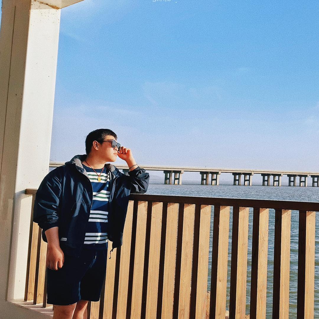 李小九（股骨干骨折两月脱拐）