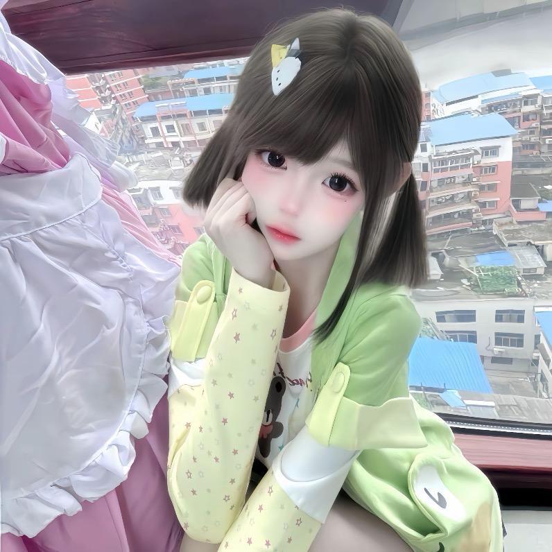 ᅠᅠ金幼妮