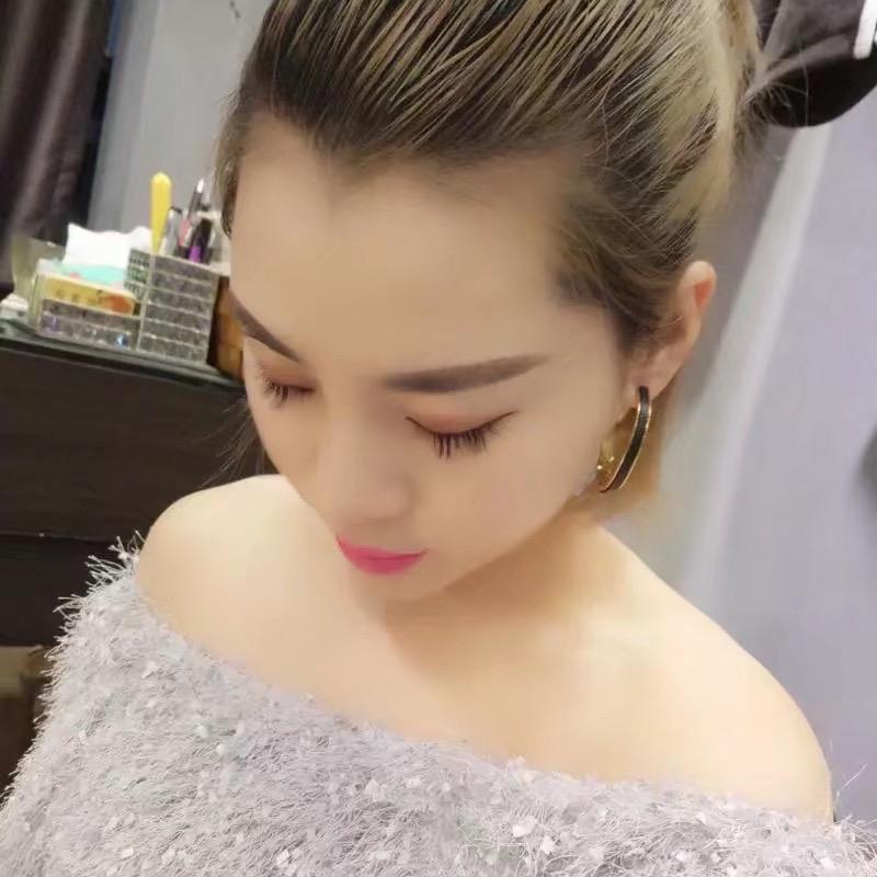 欧州站服装店（我是姑姑）