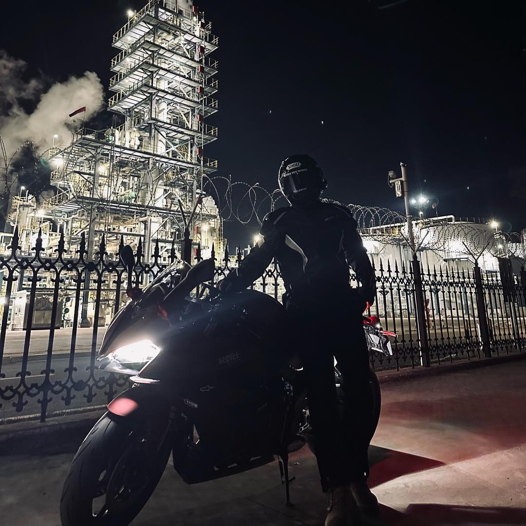 忧郁圈（西藏待完成）.