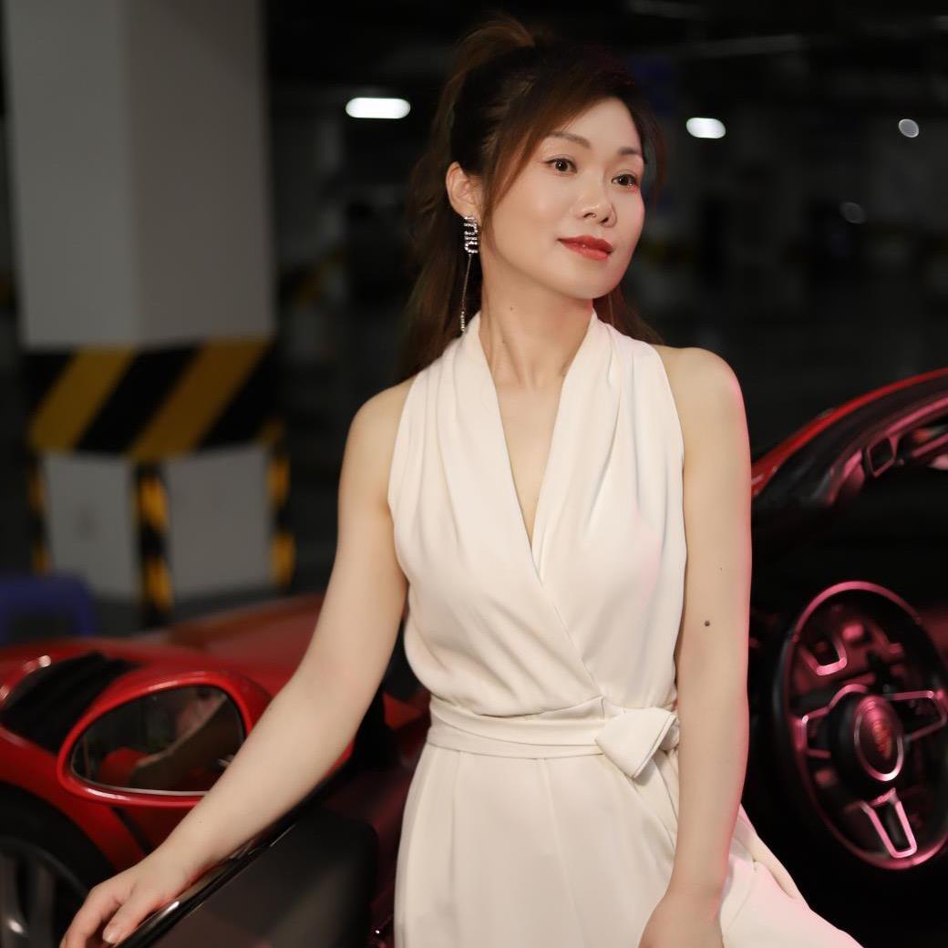 城厢上北街海韵 专做女装！桑蚕丝！皮草！