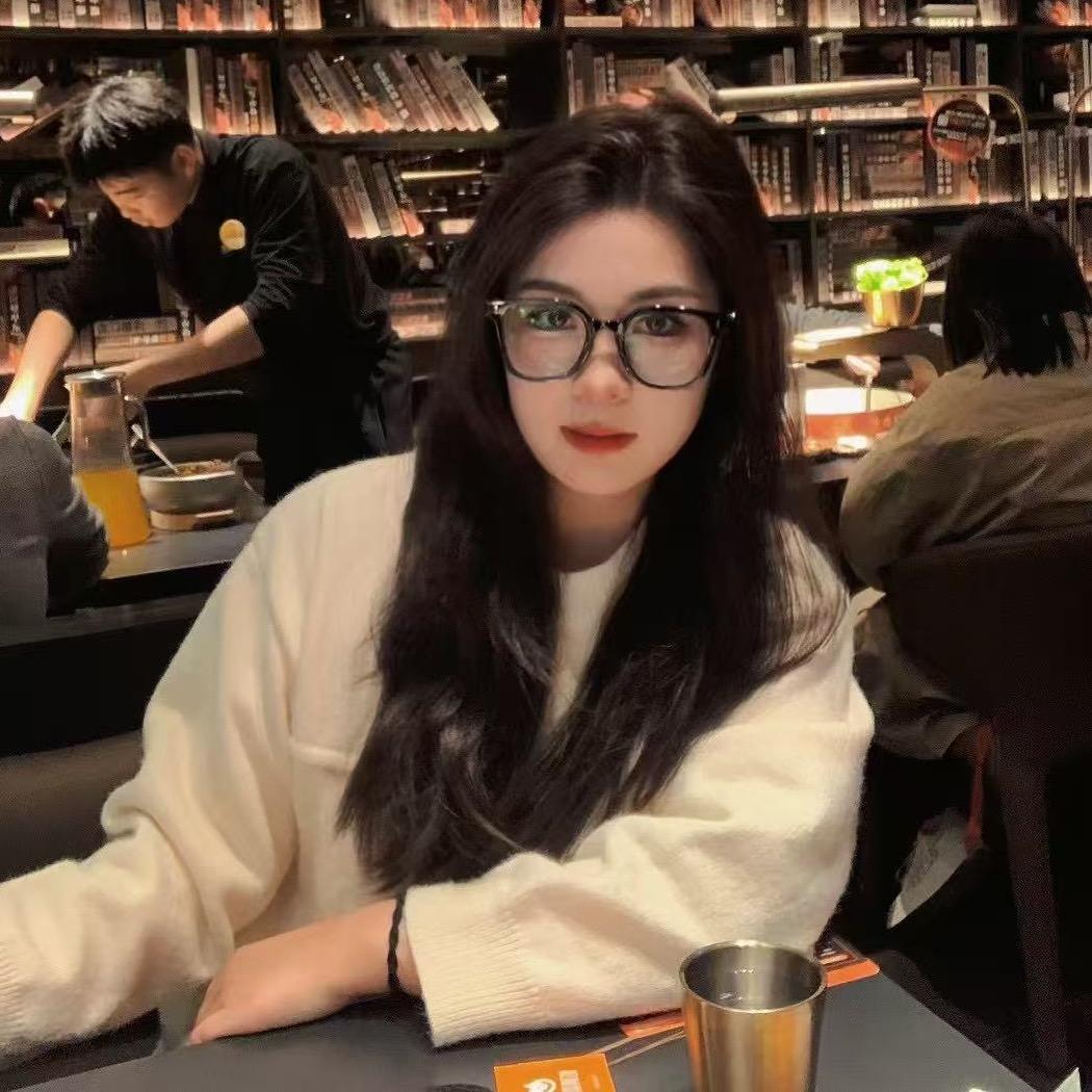 饭饭（苹果梨身材）