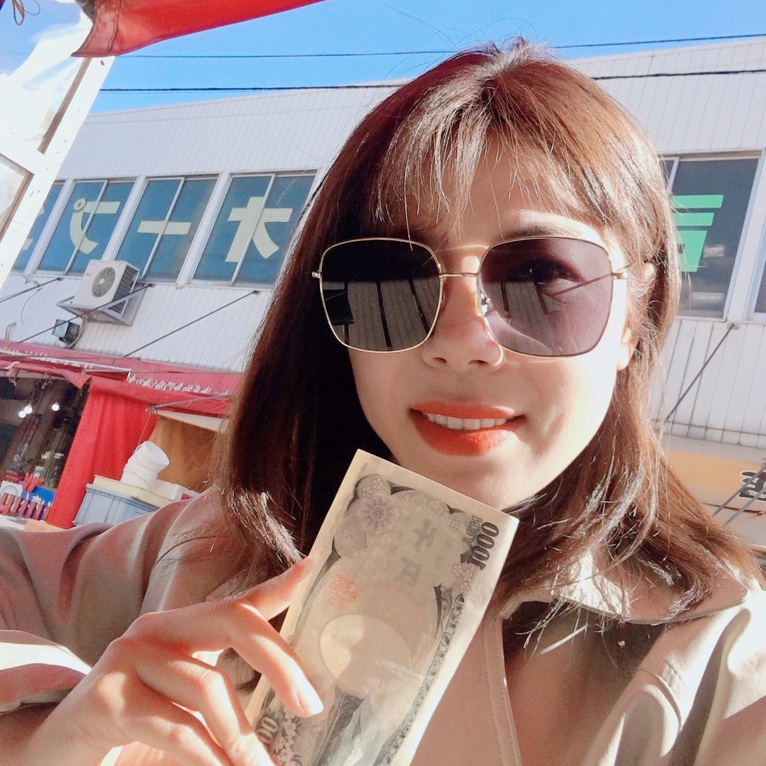 少吃点儿饭吧