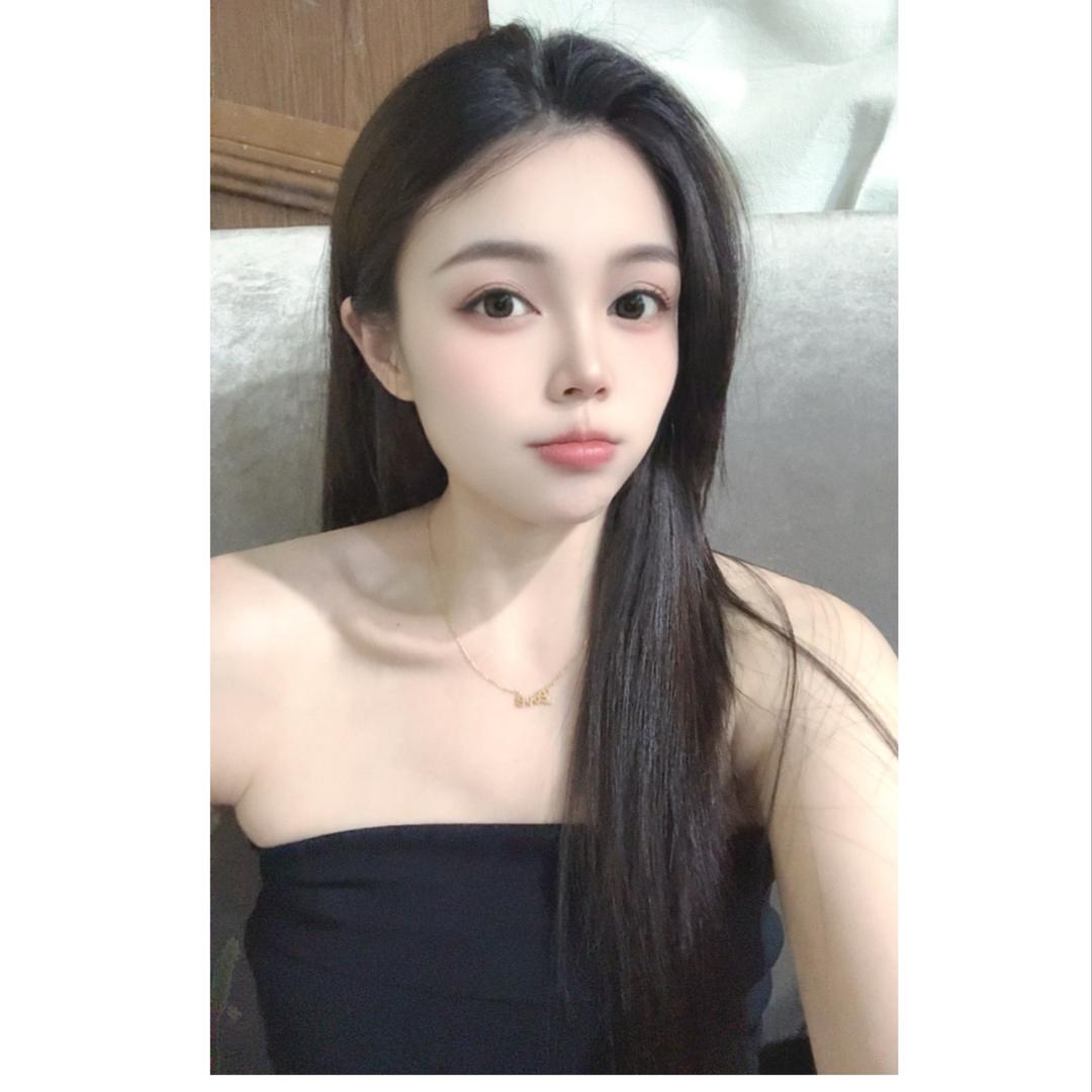 爱笑的花花