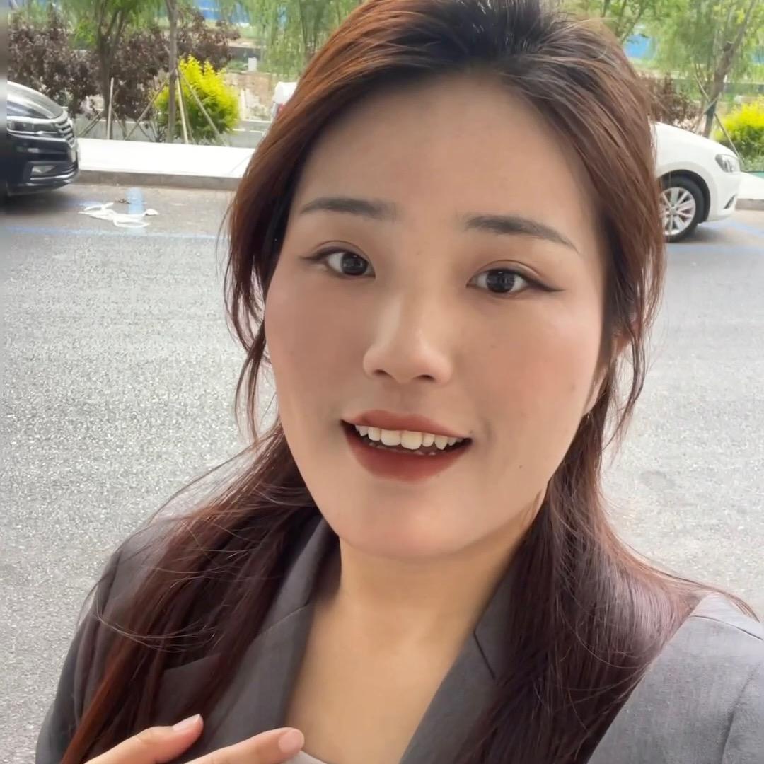 是王微微吖