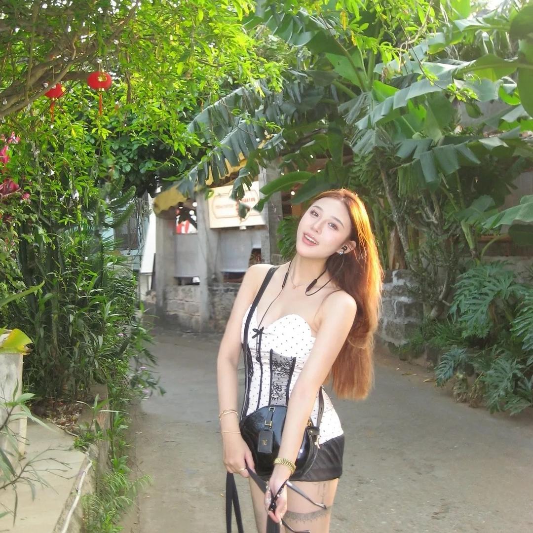 爱吃火龙果的男孩🔥（婷姐小助理ing）