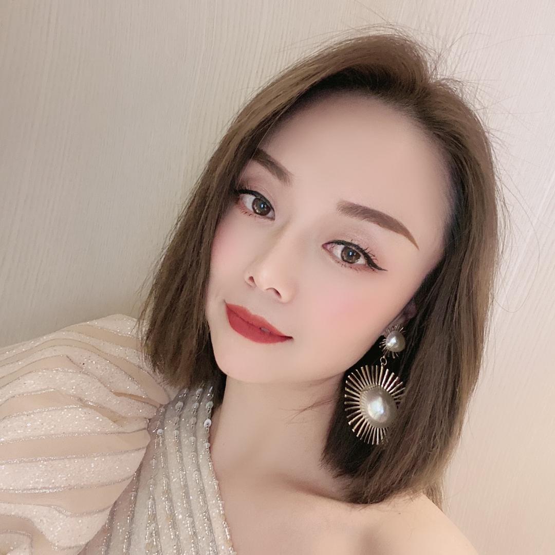 西安自然风服饰《胡苹穿搭》