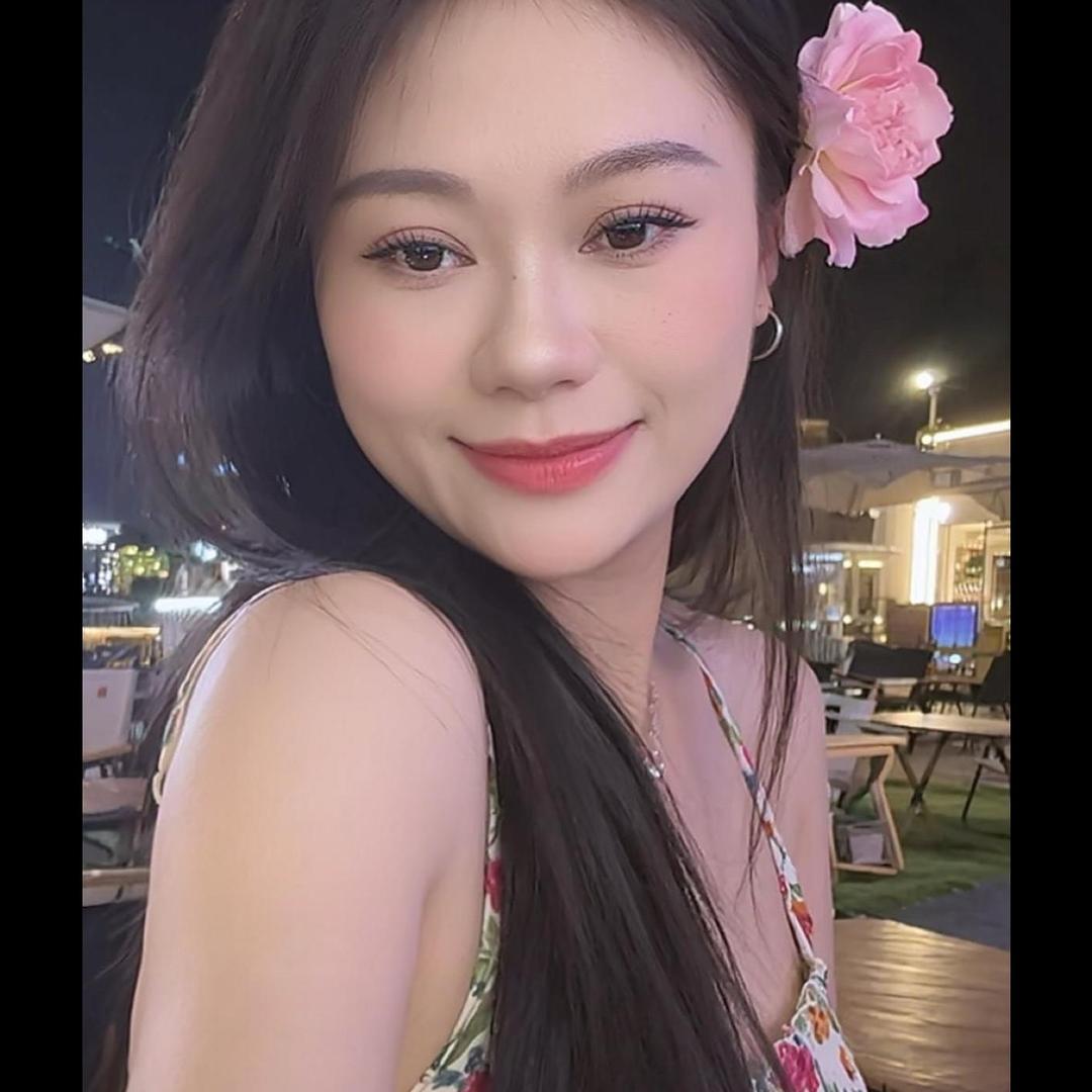 是金金吖😍🎊