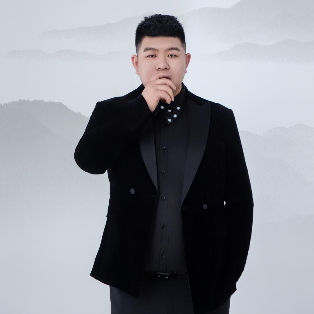 @ 大 龙