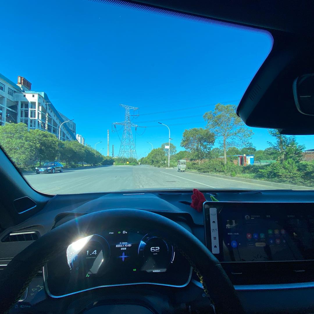 春风吹动少年的❤️