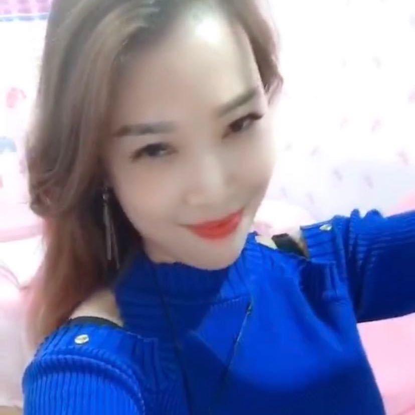 黄小曼