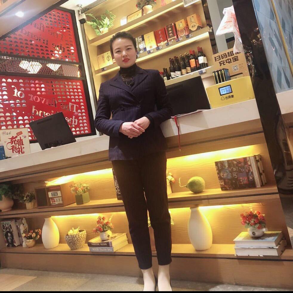 王玲加油呀