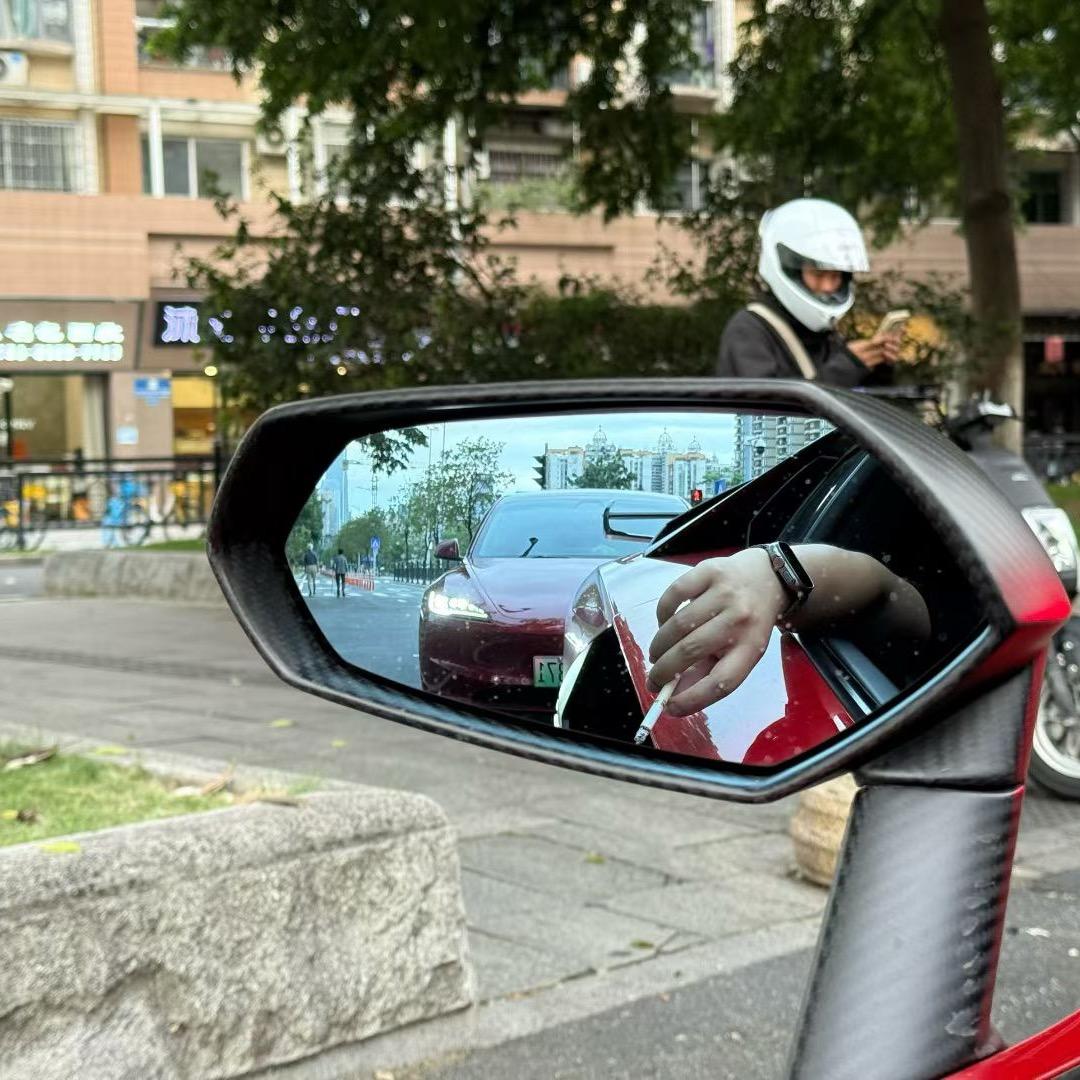 疯狂星期八8️⃣