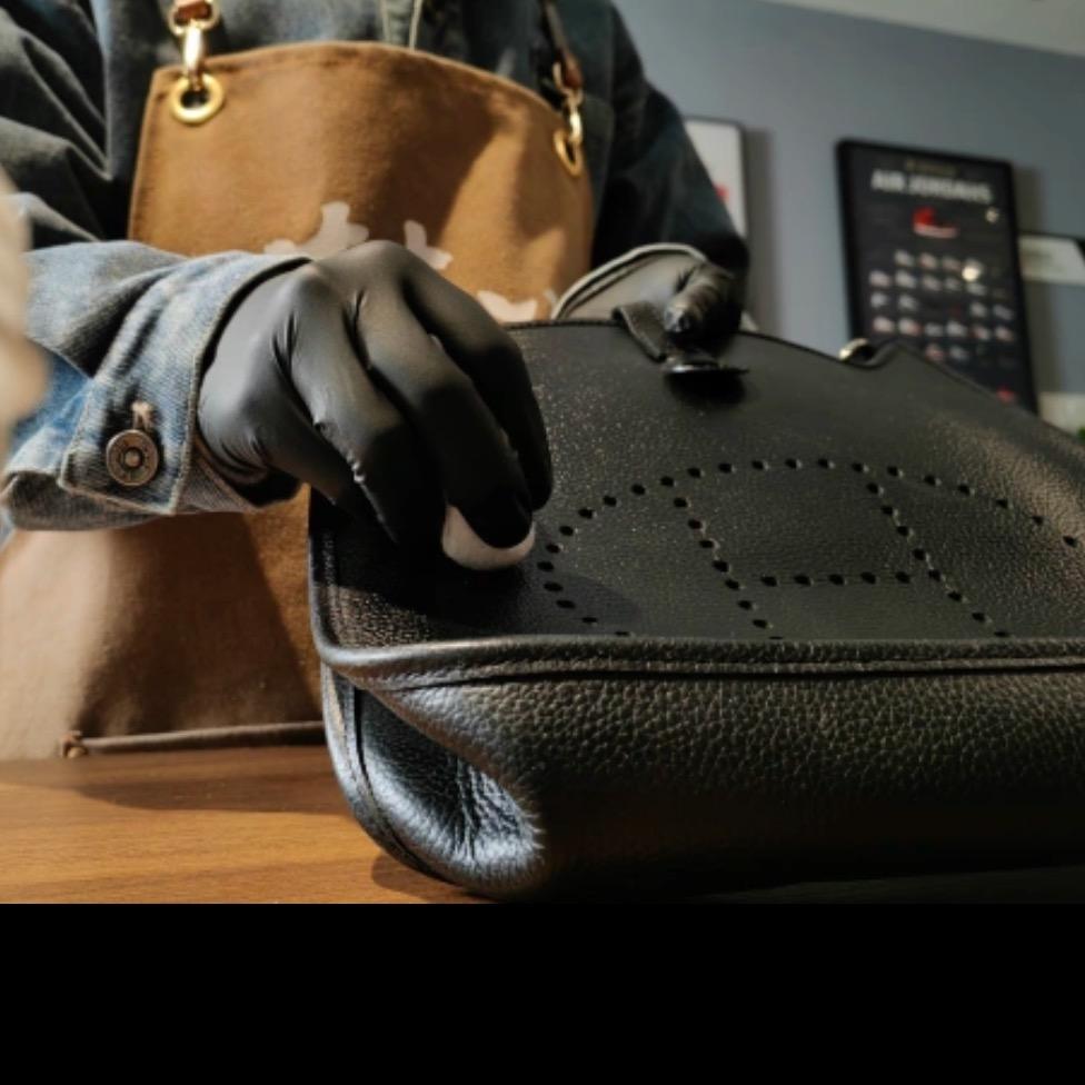 包小侠皮具奢护中心