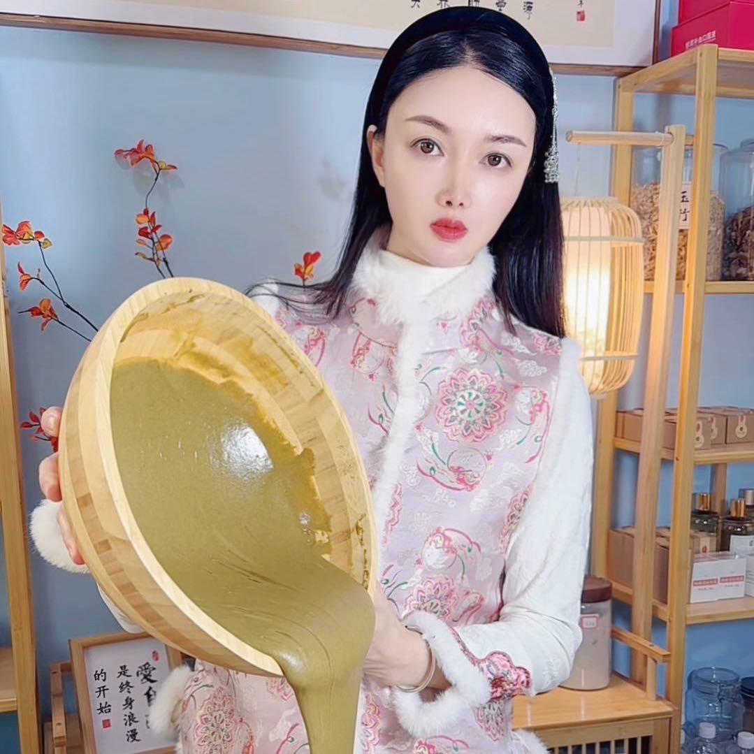 仲艺合美忧草之家（晴晴）