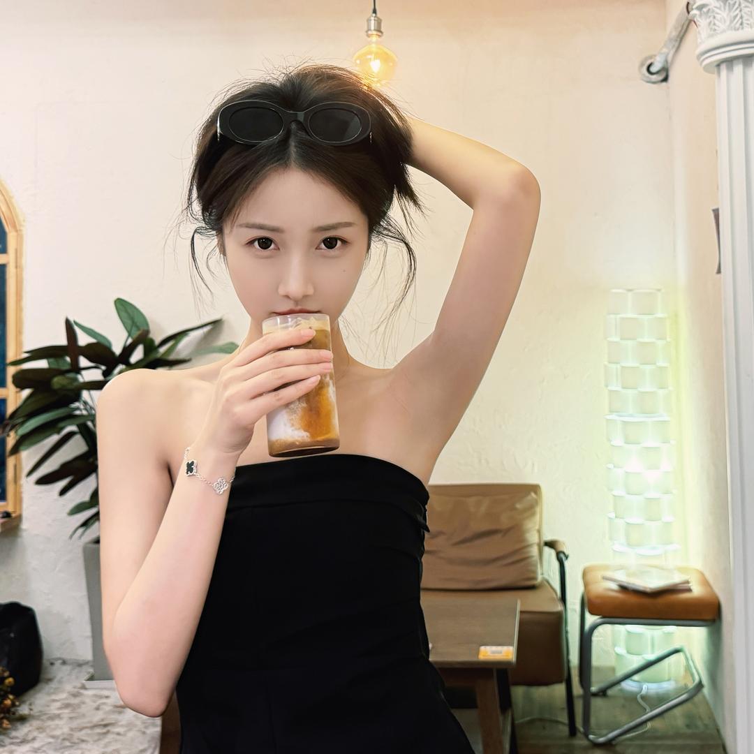 阿姗阿姗