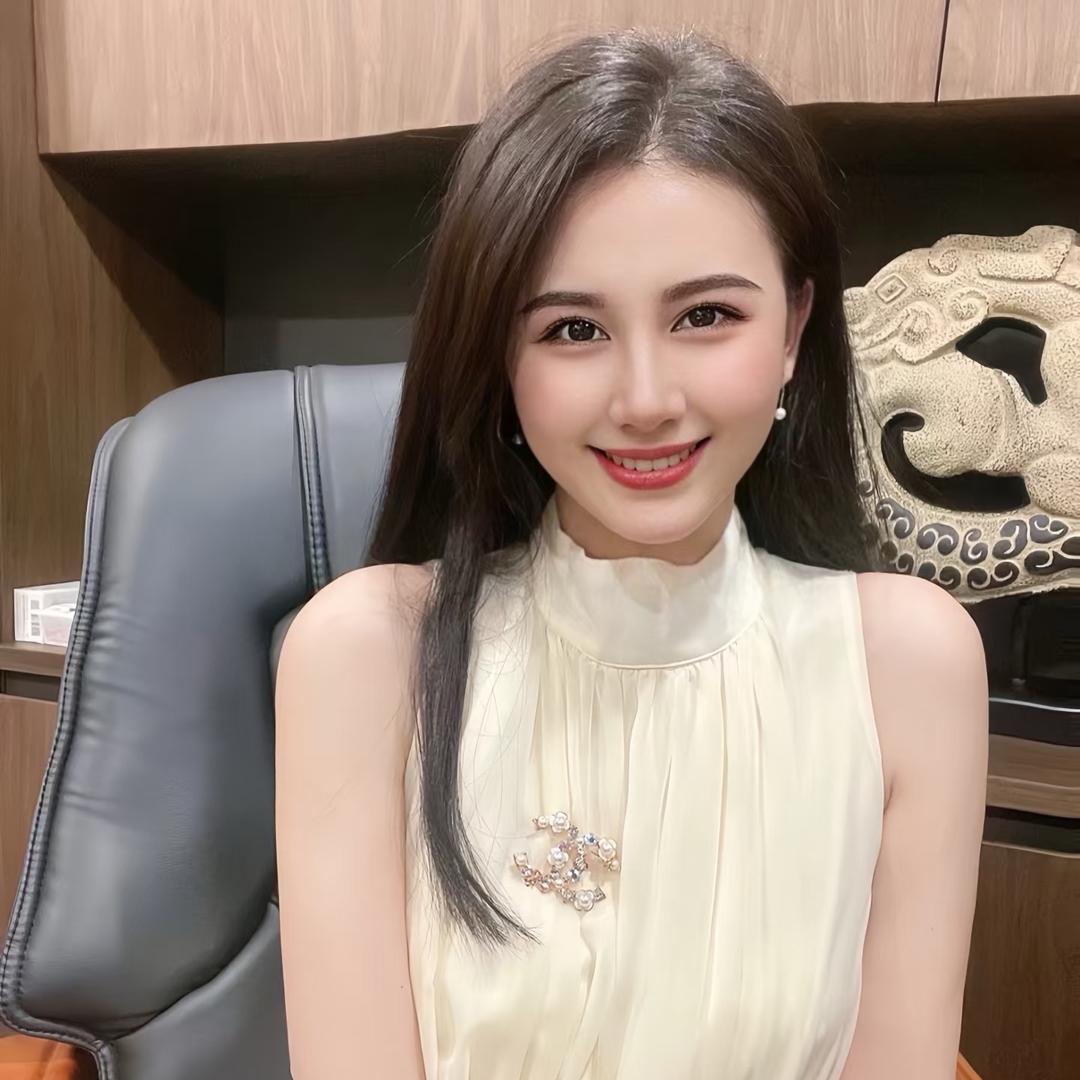 富贵女郎
