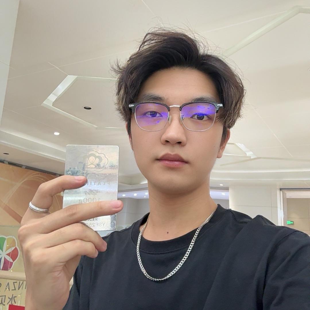 水贝黄金李闪闪（星云造梦）