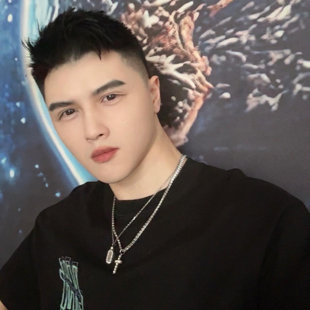 尹承宇    🦖
