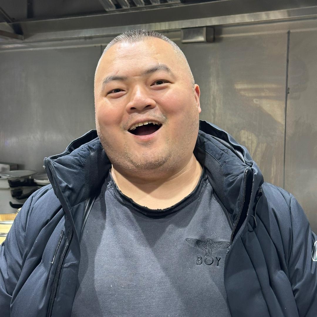 北仑胖子朋友