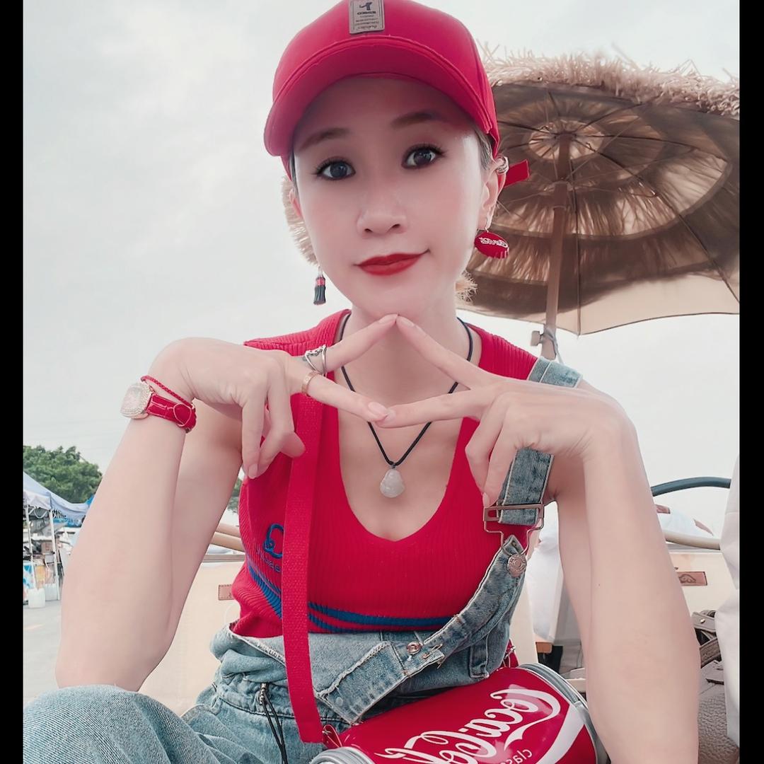 Kiki雯
