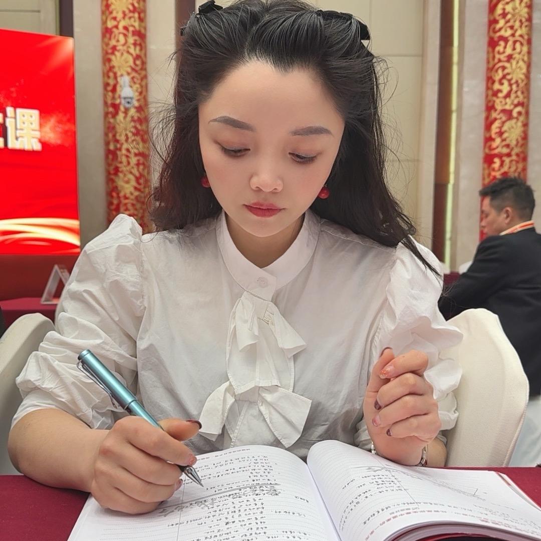 扬扬意女装官方号