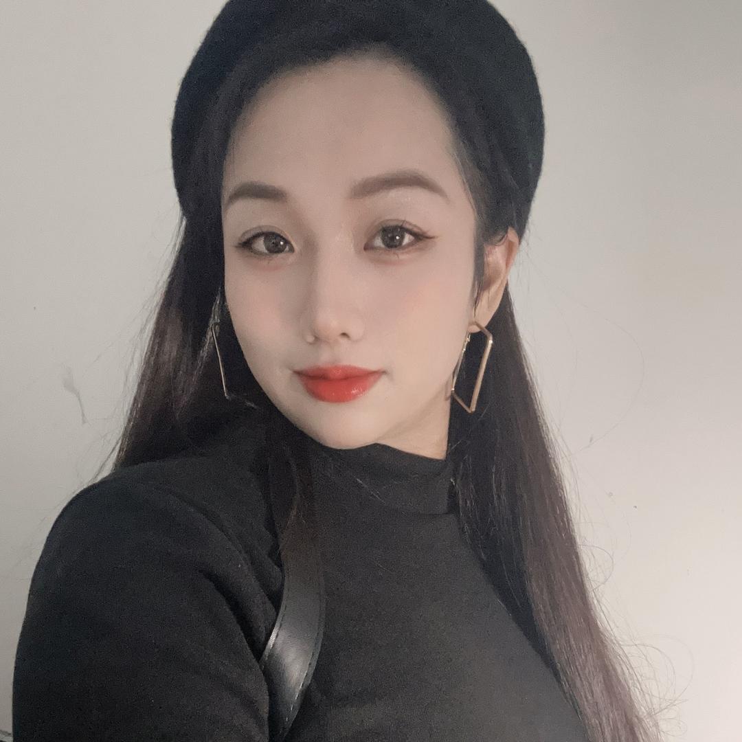 💍💄千颂咪👜&#