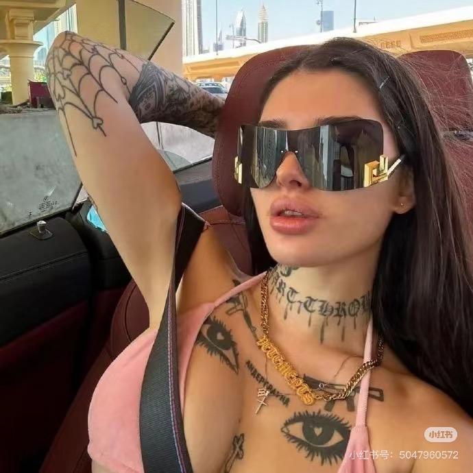 美女的心乱₇₈糟..