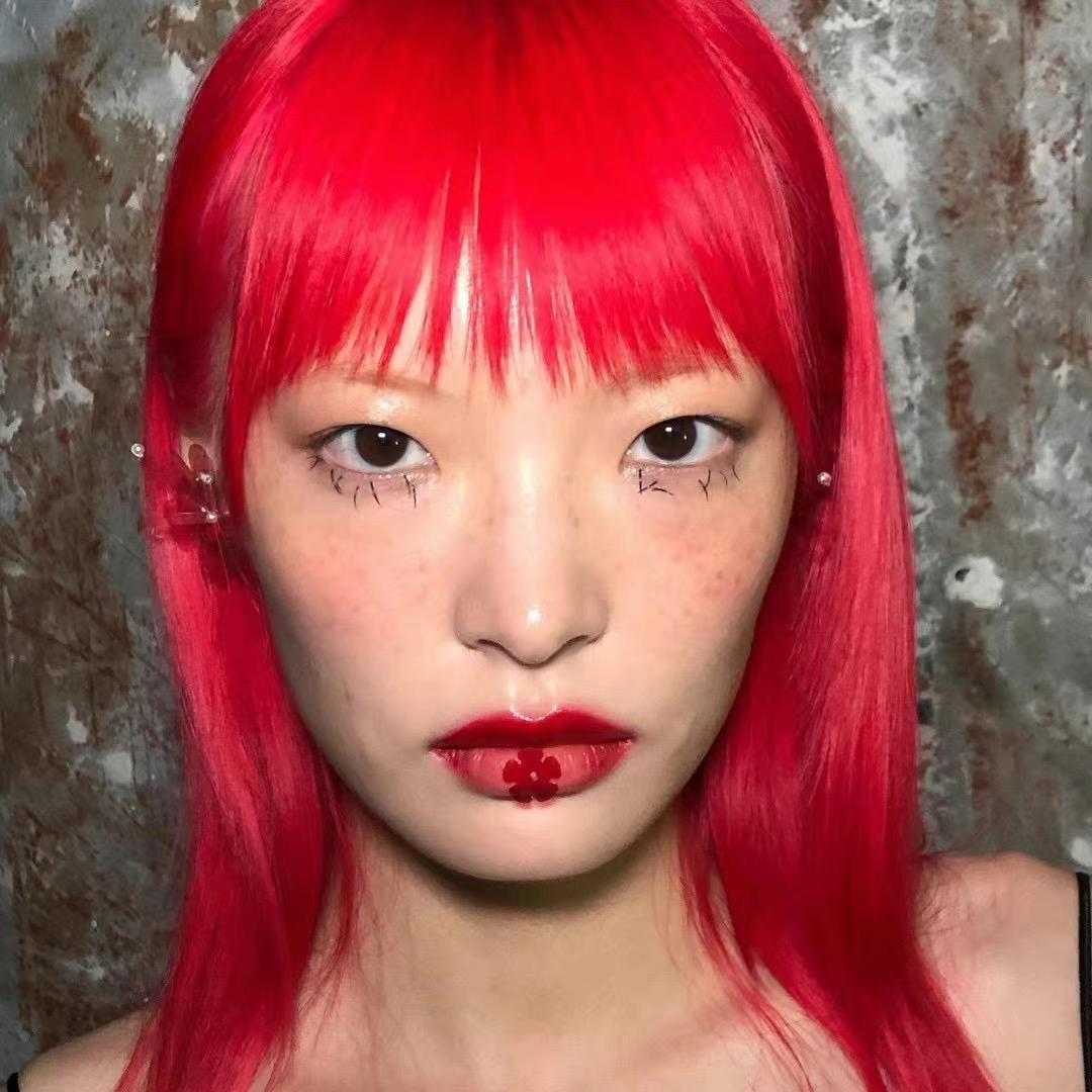 妙龄童