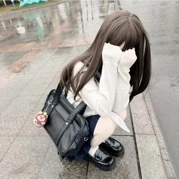 在发什么呆ᐞ･֊･ᐞฅ