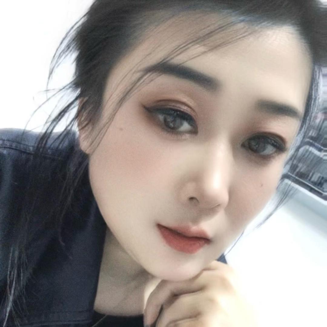ᥫᩣ颖 ル❤️💚💙