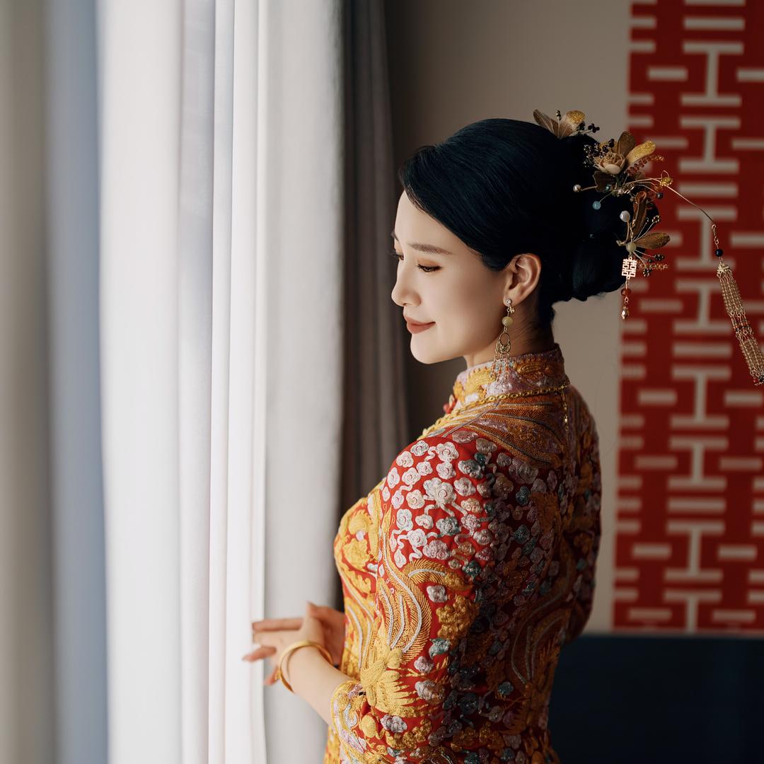 主持人马丽