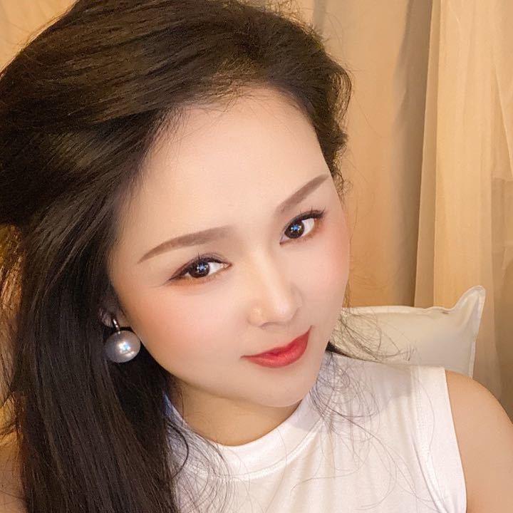 爱笑的雯儿🦋523