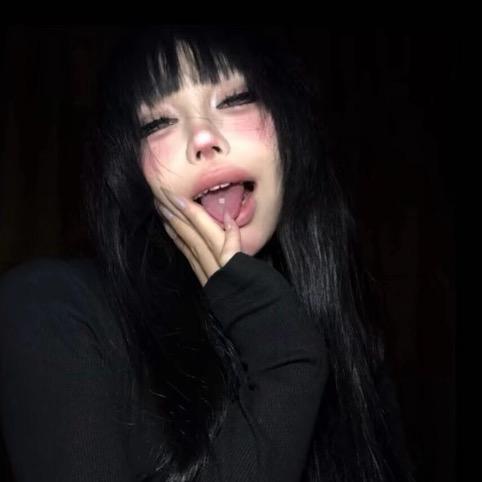 ➴ emo.