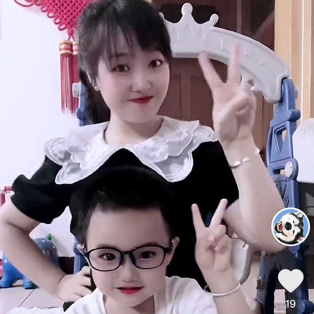 大陈陈手势舞