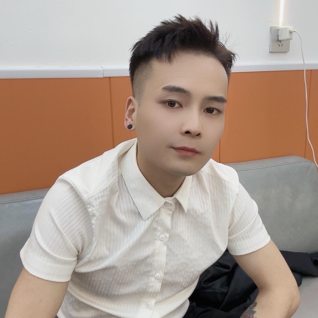 会做头发的阿豪老师👨‍🏫