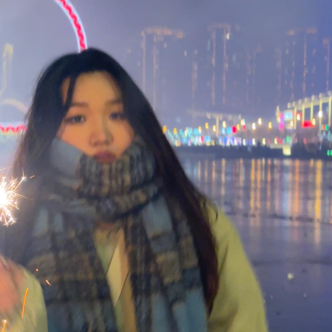180斤的心心心心月