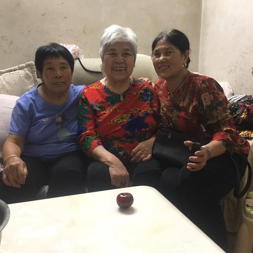 西西的奶奶