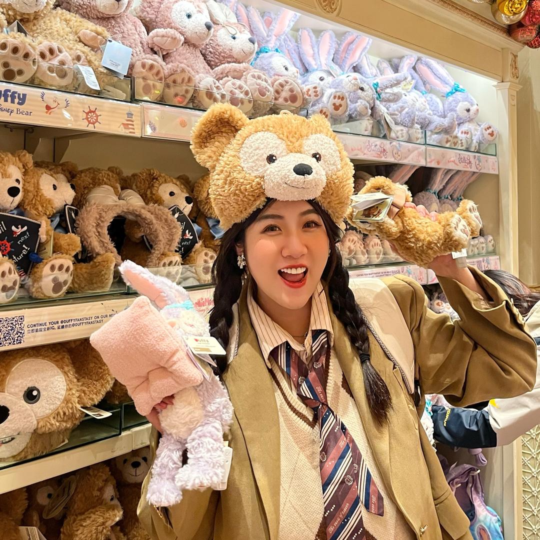 我爱上了黄佩格