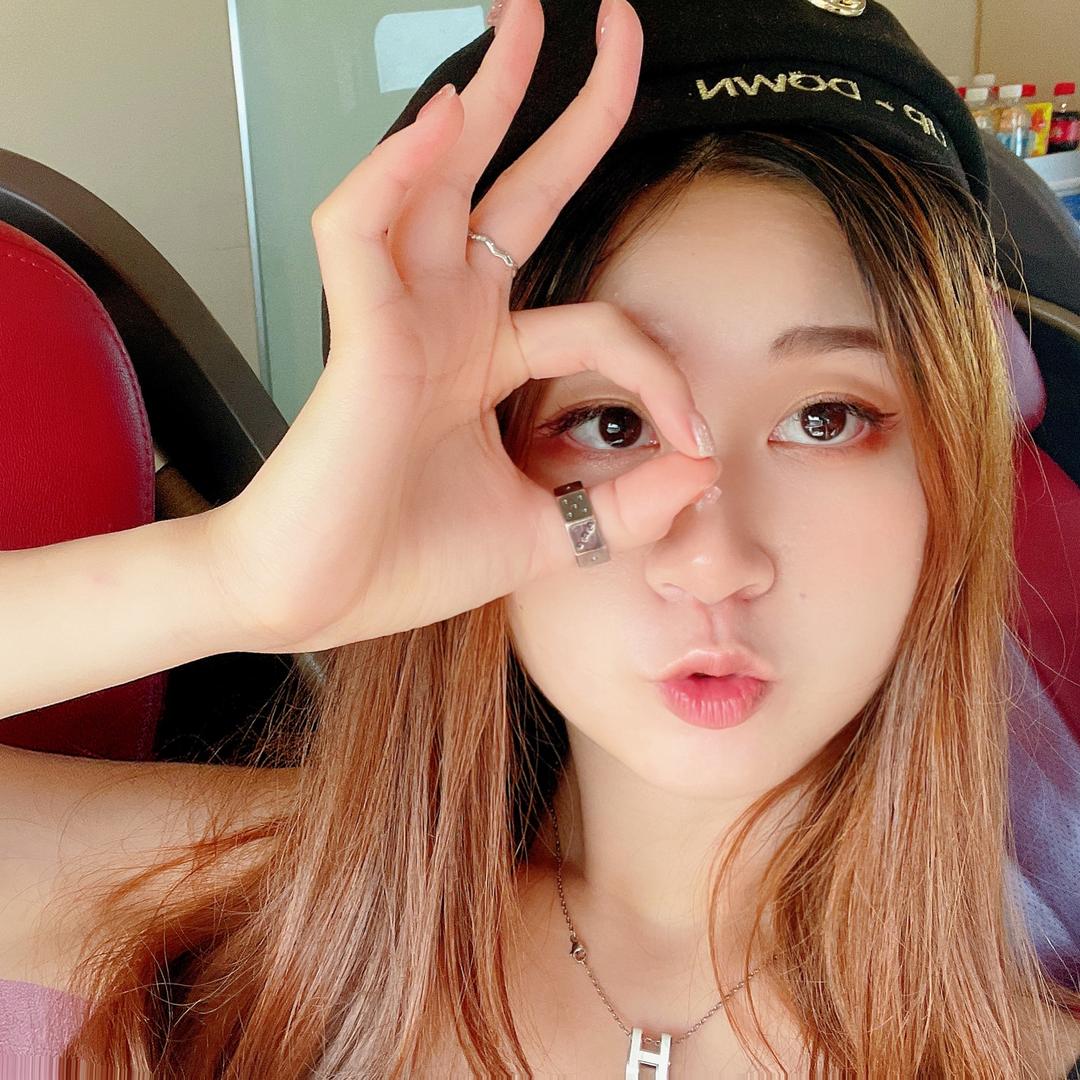 妃奈酱酱