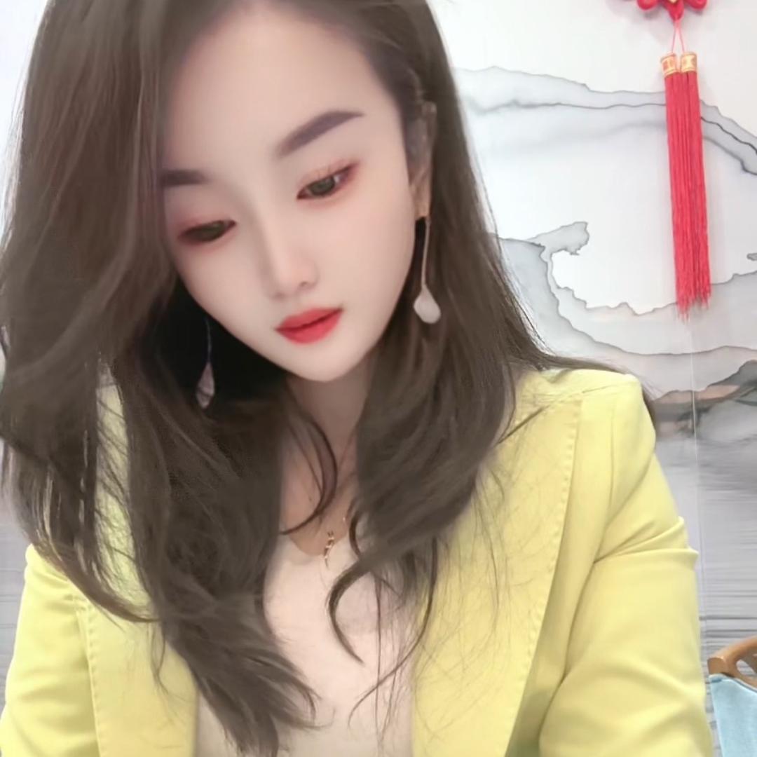 余雅欣茅台镇的姑娘