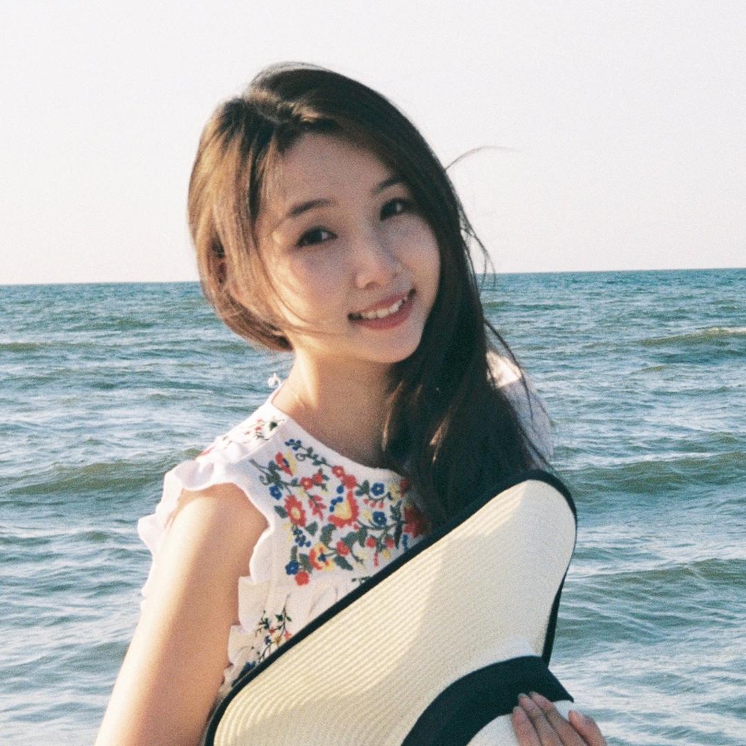关小婕