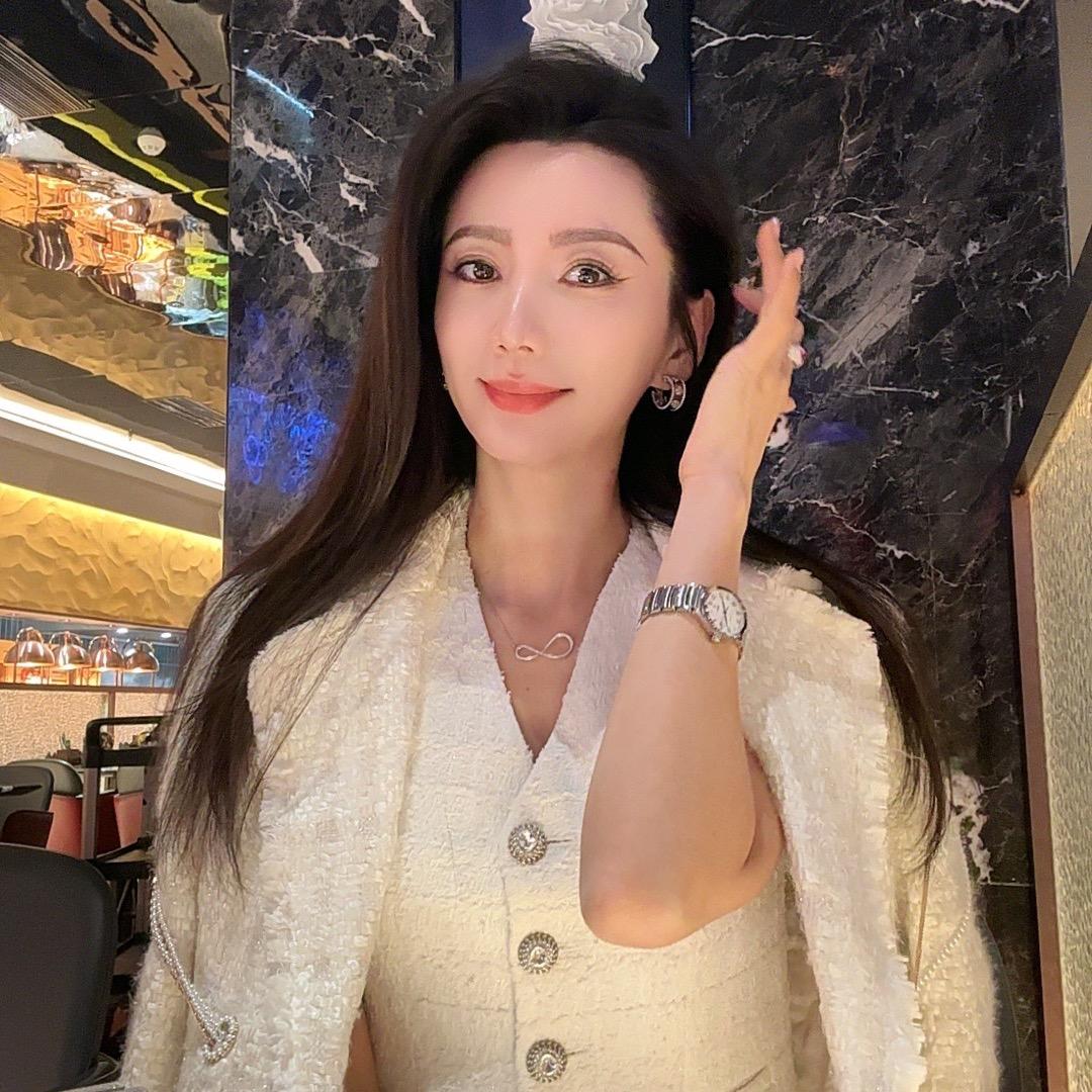 于七七🦋牛老板名车汇
