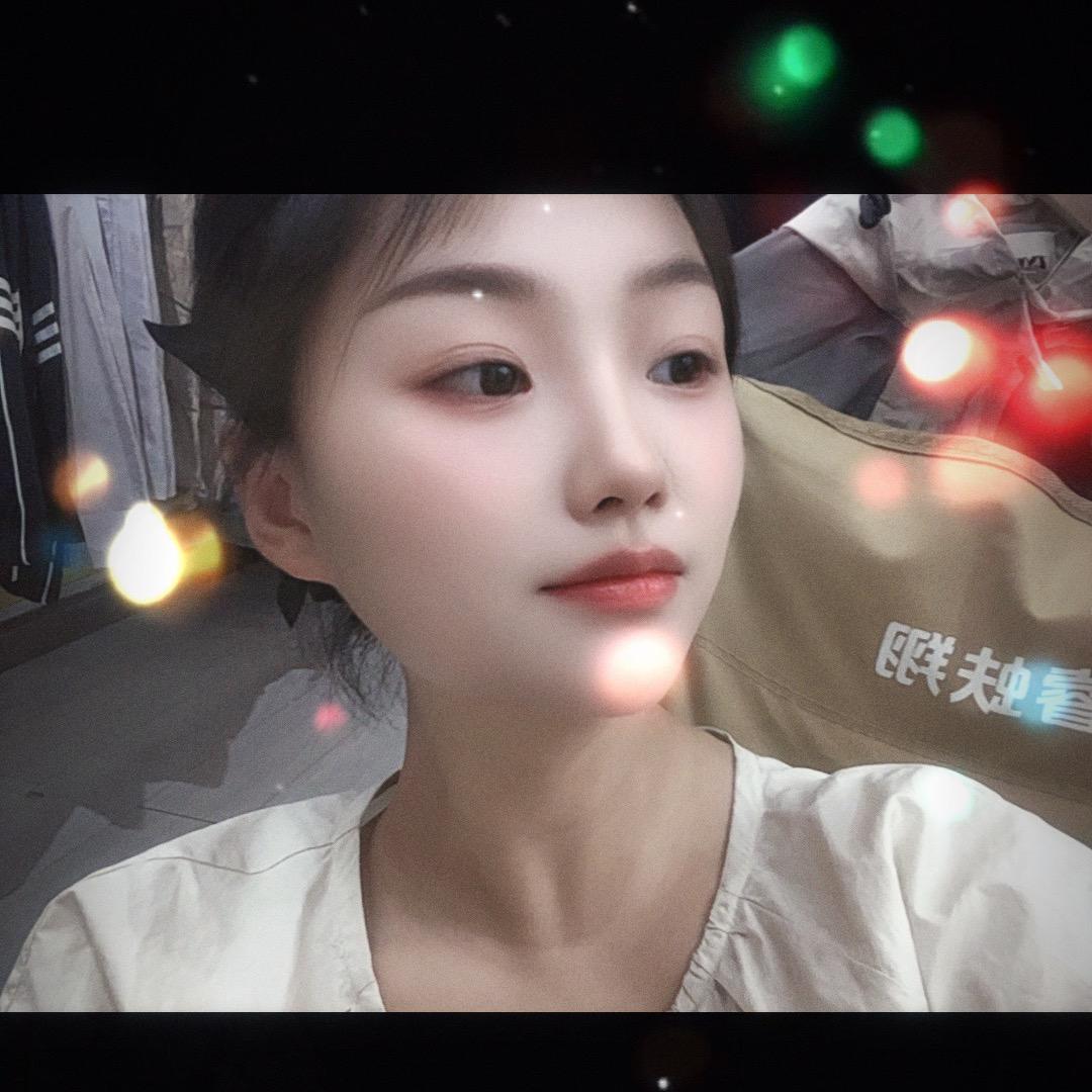 丹丹《左右布同童装店》