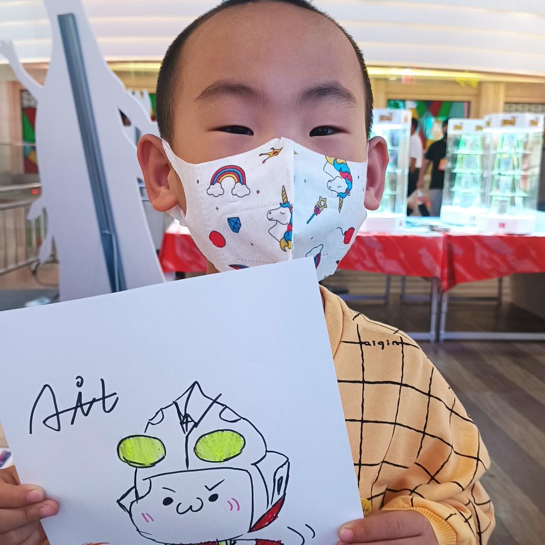 蜡笔小心大眼睛