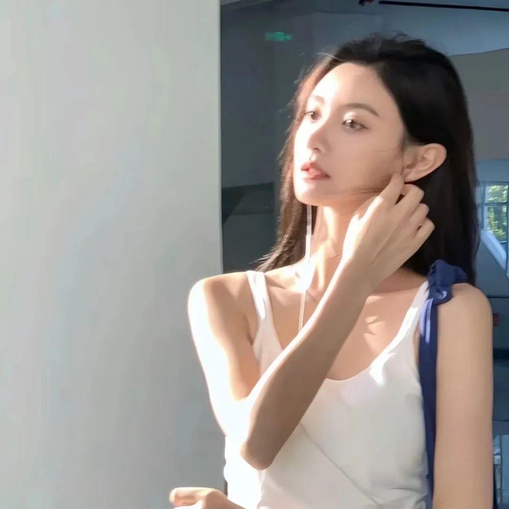 遇事不慌张女士