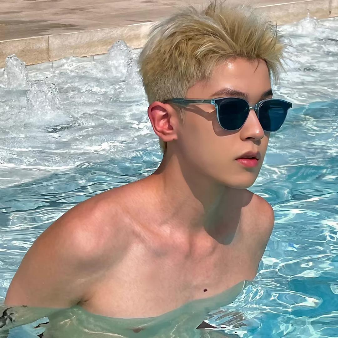 一名小胖（享受生活）