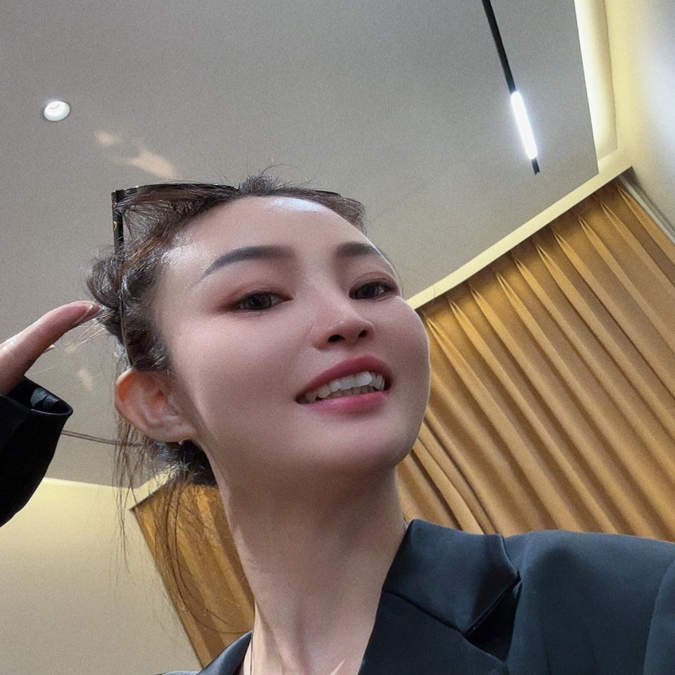 哈尔滨市道外区佳忆女鞋汇馆
