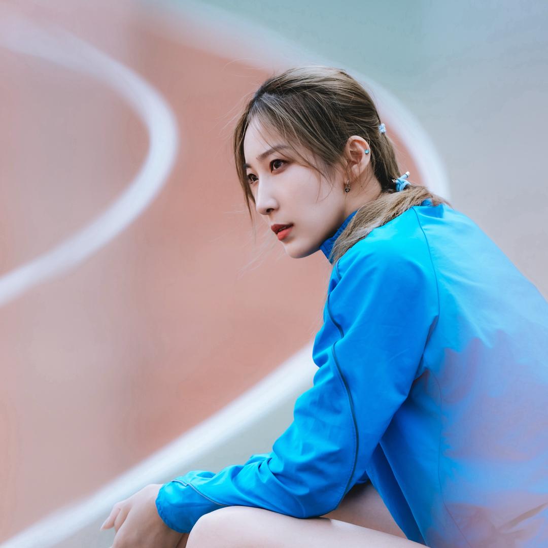 瑞琦-