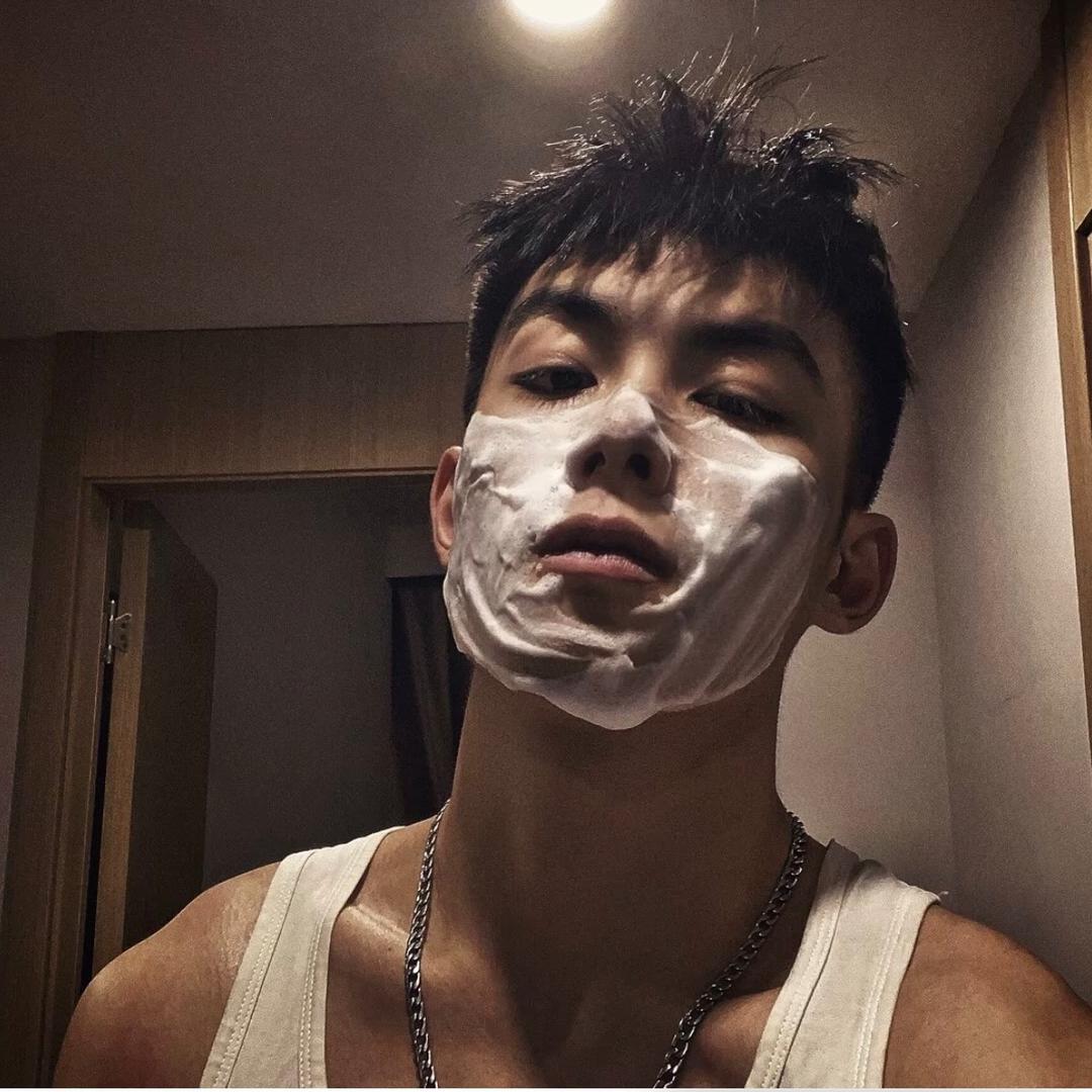 李嘉利